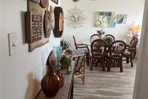 Copropriété à vendre à Bradenton, Floride: 2 chambres, 69.12 m2 № 1902132 - photo 15