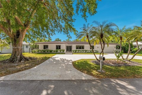 Casa en venta en Coral Gables, Florida, 3 dormitorios, 183.39 m2 № 1966193 - foto 1