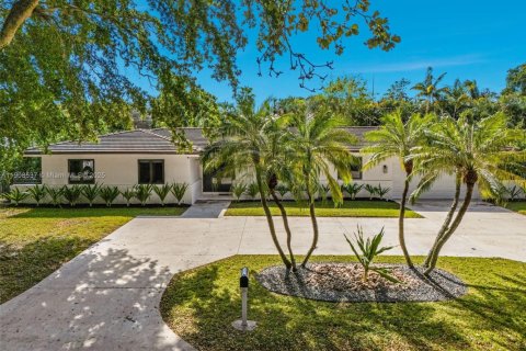 Casa en venta en Coral Gables, Florida, 3 dormitorios, 183.39 m2 № 1966193 - foto 3
