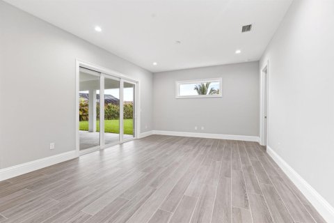 Casa en venta en Port St. Lucie, Florida, 4 dormitorios, 241.17 m2 № 2183207 - foto 9