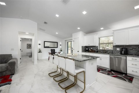 Villa ou maison à vendre à Ocala, Floride: 3 chambres, 148.36 m2 № 2141476 - photo 18