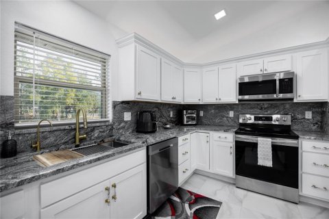 Villa ou maison à vendre à Ocala, Floride: 3 chambres, 148.36 m2 № 2141476 - photo 23