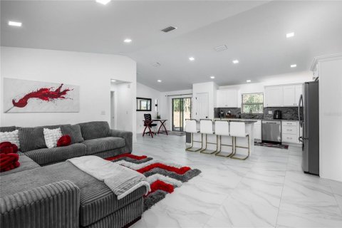 Villa ou maison à vendre à Ocala, Floride: 3 chambres, 148.36 m2 № 2141476 - photo 12