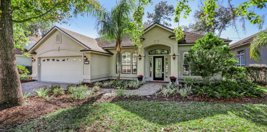 House in Fernandina Beach, Florida 4 bedrooms, 233.09 sq.m. № 777635