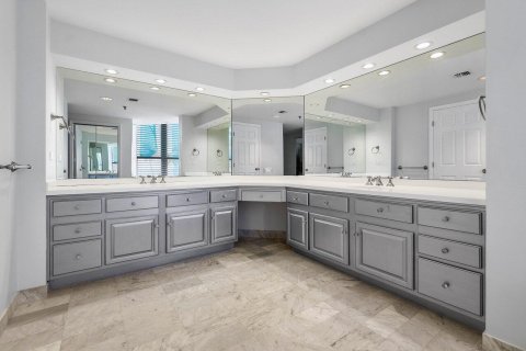 Condo in Palm Beach, Florida, 3 bedrooms  № 2158427 - photo 20