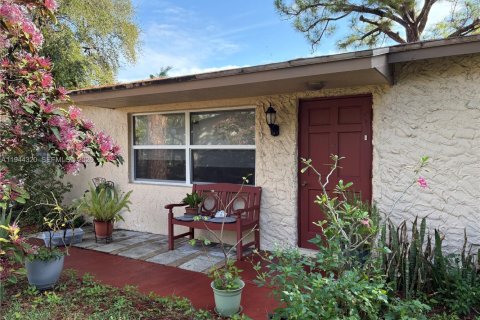 Casa en Deerfield Beach, Florida 3 dormitorios, 102.56 m2 № 2002331