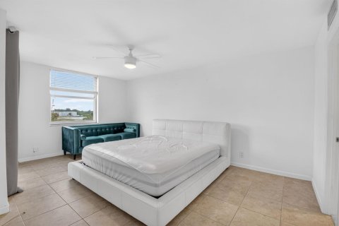 Condo in Boca Raton, Florida, 3 bedrooms  № 2088046 - photo 14
