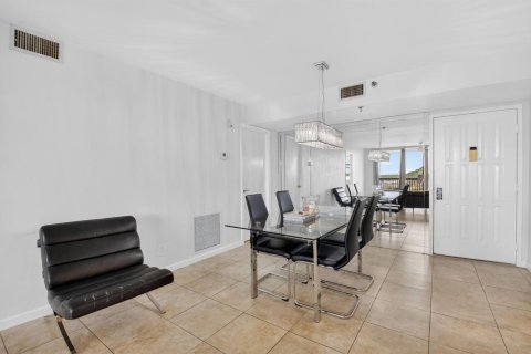 Condo in Boca Raton, Florida, 3 bedrooms  № 2088046 - photo 3