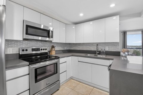 Condo in Boca Raton, Florida, 3 bedrooms  № 2088046 - photo 12