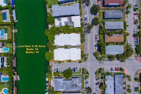 Commercial property in Miami Beach, Florida № 1685973 - photo 7