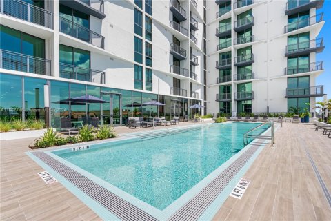 Снять в аренду виллу или дом в Холливуд, Флорида 2 спальни, 94.67м2, № 1977921 - фото 23