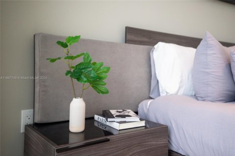 Снять в аренду виллу или дом в Холливуд, Флорида 2 спальни, 94.67м2, № 1977921 - фото 28