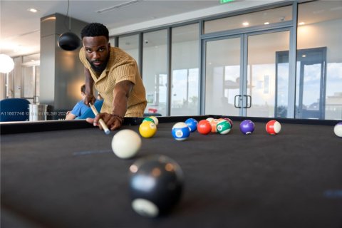 Снять в аренду виллу или дом в Холливуд, Флорида 2 спальни, 94.67м2, № 1977921 - фото 9