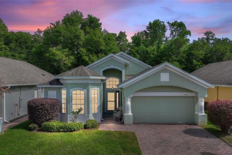 House in Davenport, Florida 2 bedrooms, 166.95 sq.m. № 2093283