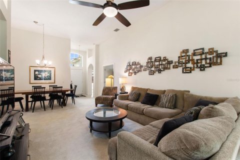 House in Davenport, Florida 2 bedrooms, 166.95 sq.m. № 2093283 - photo 17