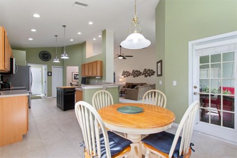 House in Davenport, Florida 2 bedrooms, 166.95 sq.m. № 2093283 - photo 24