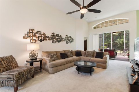House in Davenport, Florida 2 bedrooms, 166.95 sq.m. № 2093283 - photo 19