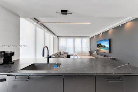 Купить кондоминиум в Майами, Флорида 2 спальни, 121.79м2, № 2048904 - фото 9