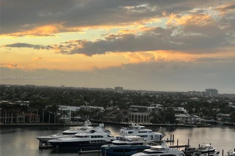 Condominio en venta en Fort Lauderdale, Florida, 1 dormitorio, 60.11 m2 № 1756583 - foto 16