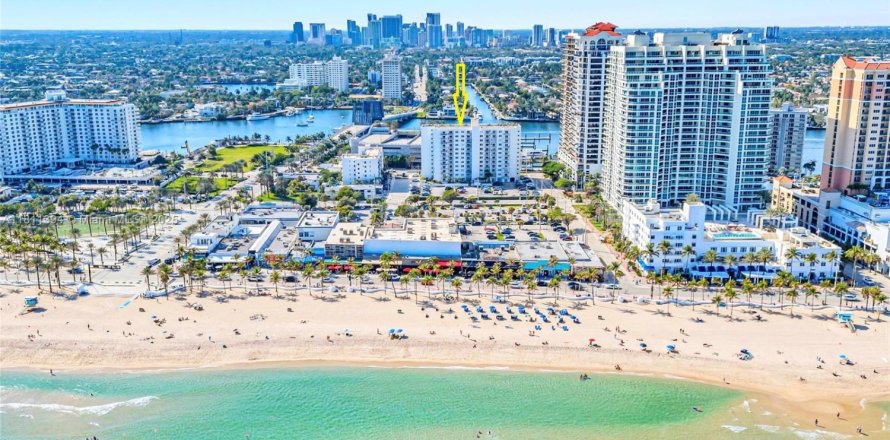 Condominio en Fort Lauderdale, Florida, 1 dormitorio № 1756583