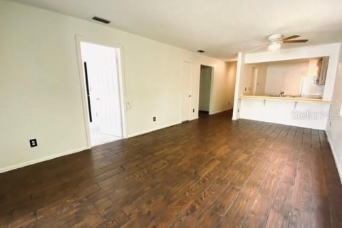 Apartment in Pinellas Park, Florida 2 bedrooms, 97.45 sq.m. № 2236442 - photo 13