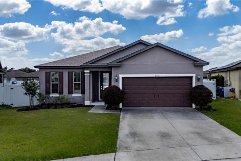 House in Polk City, Florida 4 bedrooms, 183.76 sq.m. № 2092756