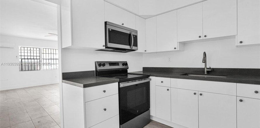 Квартира в Майами, Флорида 2 спальни, 145.39м2 № 1989187