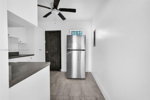 Снять в аренду квартиру в Майами, Флорида 2 спальни, 145.39м2, № 1989187 - фото 25