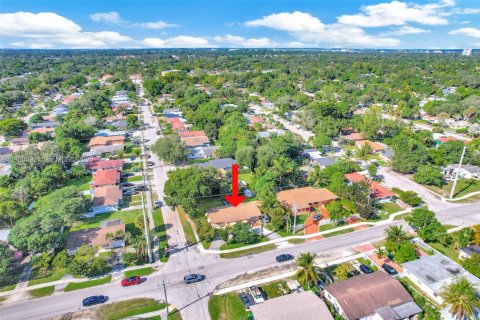 Снять в аренду квартиру в Майами, Флорида 2 спальни, 145.39м2, № 1989187 - фото 26