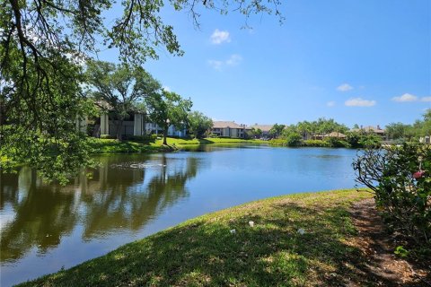 Condo in Saint Petersburg, Florida, 2 bedrooms № 2115536 - photo 27