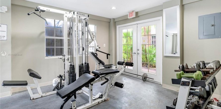 Condominio en Fort Lauderdale, Florida, 1 dormitorio № 1151453