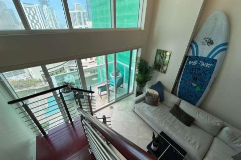 Condominio en alquiler en Miami, Florida, 1 dormitorio, 91.14 m2 № 2056388 - foto 15