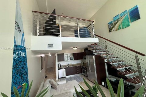 Condominio en alquiler en Miami, Florida, 1 dormitorio, 91.14 m2 № 2056388 - foto 13