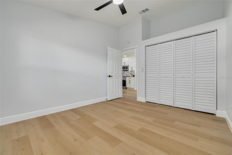 House in Clearwater, Florida 3 bedrooms, 141.4 sq.m. № 2423963 - photo 19