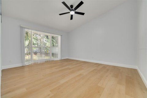 House in Clearwater, Florida 3 bedrooms, 141.4 sq.m. № 2423963 - photo 15
