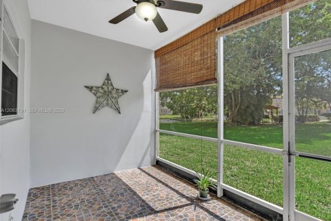 Condo in Lauderdale Lakes, Florida, 1 bedroom  № 2275122 - photo 18