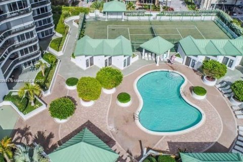 Condominio en alquiler en Sunny Isles Beach, Florida, 2 dormitorios, 160.72 m2 № 1935414 - foto 20