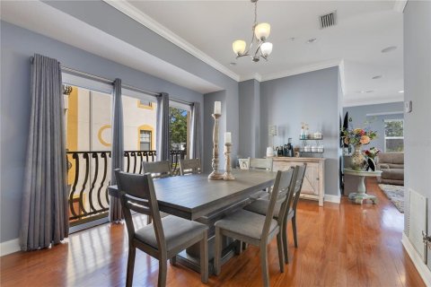 Townhouse in Tampa, Florida 3 bedrooms, 200.11 sq.m. № 1649227 - photo 7