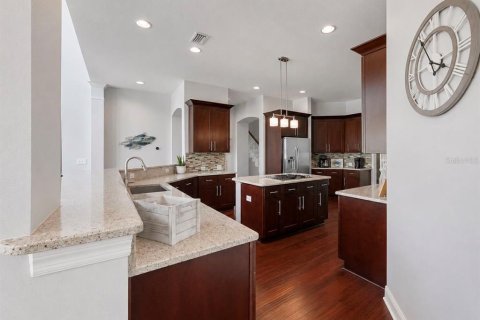 House in Apollo Beach, Florida 4 bedrooms, 329.62 sq.m. № 2123649 - photo 26