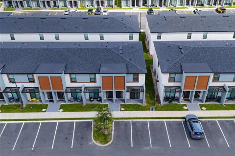 Adosado en venta en Kissimmee, Florida, 3 dormitorios, 127.46 m2 № 1907194 - foto 3