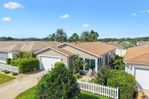 Villa ou maison à vendre à The Villages, Floride: 2 chambres, 107.4 m2 № 2426944 - photo 2