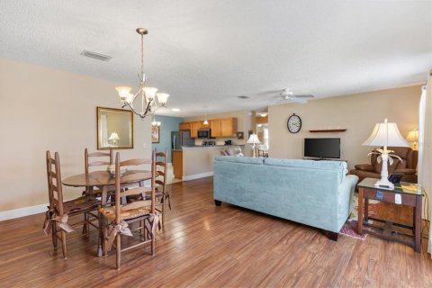 Villa ou maison à vendre à The Villages, Floride: 2 chambres, 107.4 m2 № 2426944 - photo 6