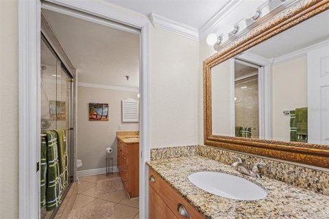 Copropriété à vendre à Indian Shores, Floride: 2 chambres, 104.52 m2 № 2094490 - photo 16