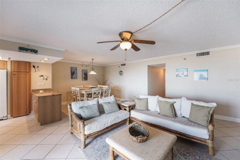 Copropriété à vendre à Indian Shores, Floride: 2 chambres, 104.52 m2 № 2094490 - photo 8
