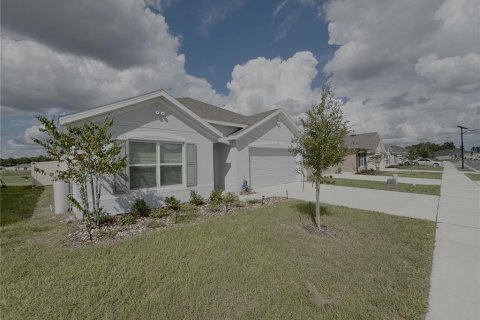 Villa ou maison à louer à Ocala, Floride: 4 chambres, 169.83 m2 № 2425429 - photo 3
