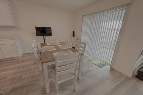 Villa ou maison à louer à Ocala, Floride: 4 chambres, 169.83 m2 № 2425429 - photo 10