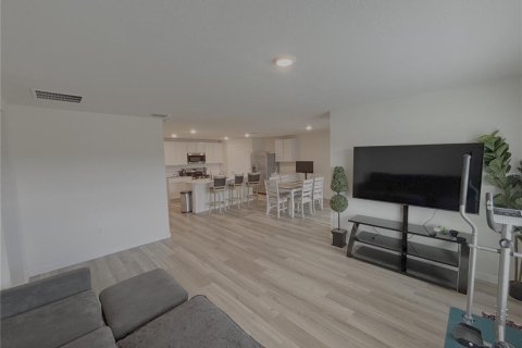 Villa ou maison à louer à Ocala, Floride: 4 chambres, 169.83 m2 № 2425429 - photo 6