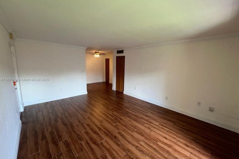 Copropriété à vendre à Miami Lakes, Floride: 1 chambre, 62.43 m2 № 1969266 - photo 4