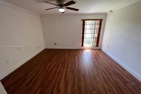 Copropriété à vendre à Miami Lakes, Floride: 1 chambre, 62.43 m2 № 1969266 - photo 11