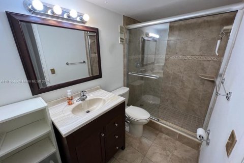 Copropriété à vendre à Miami Lakes, Floride: 1 chambre, 62.43 m2 № 1969266 - photo 9